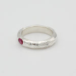 mono-flow-band-ring-KEYES-sterling-silver-band-ring-stacking-gemstone-single-stone-sapphire-blue-red-ruby-cool-timeless-gift-GOLDEN-Shopgolden.co-Curated-DemiFine-Jewellery-Brands
