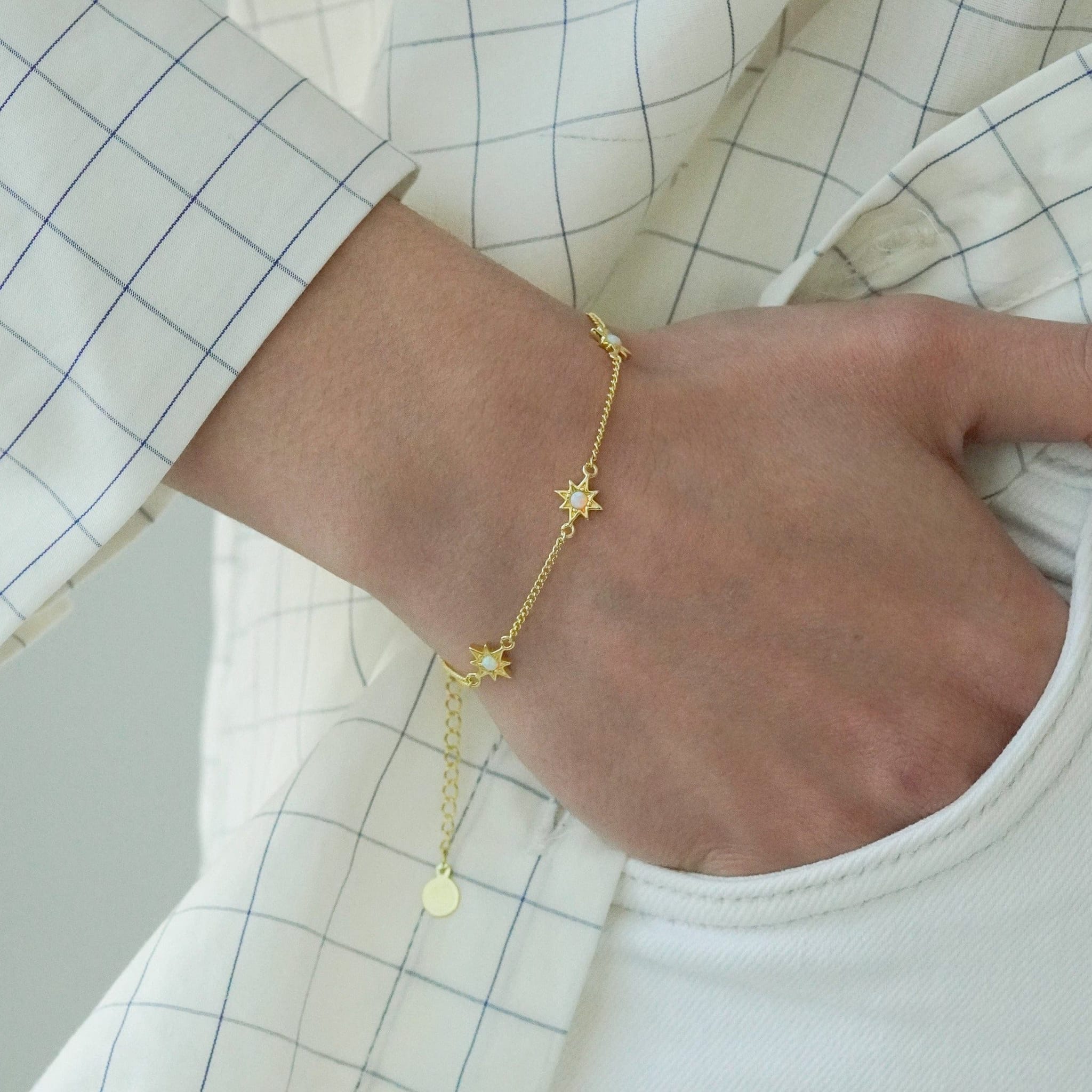 Junk-Jewels-Opal-Starburst-Star-White-Stone-Charm-Chain-Bracelet-Gold-Silver
