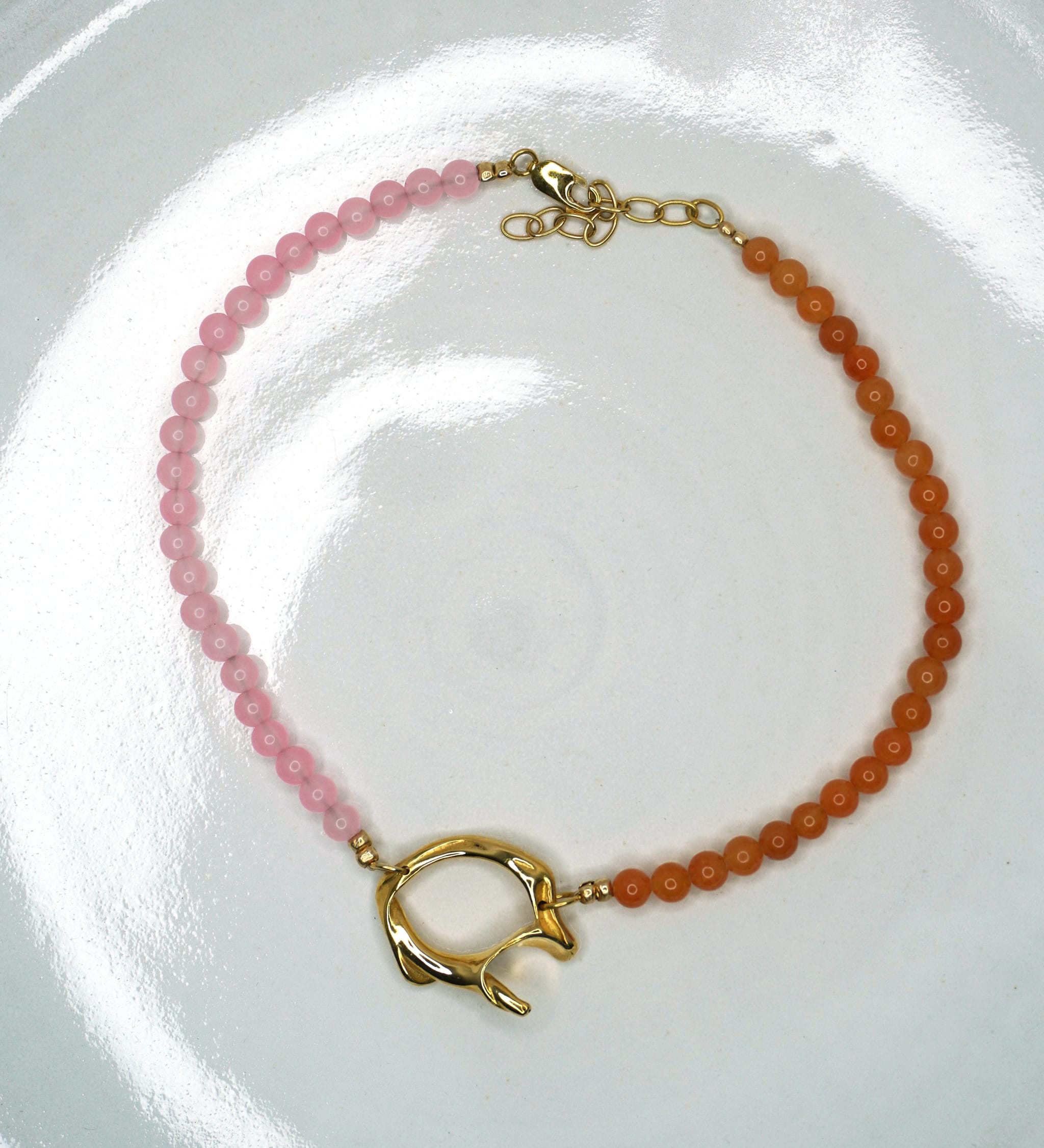 Tilly-Sudbury-Open-shell-Choker-Necklace-bead-beaded-pink_orange-pendant-gold-vermeil-holiday-jewellery