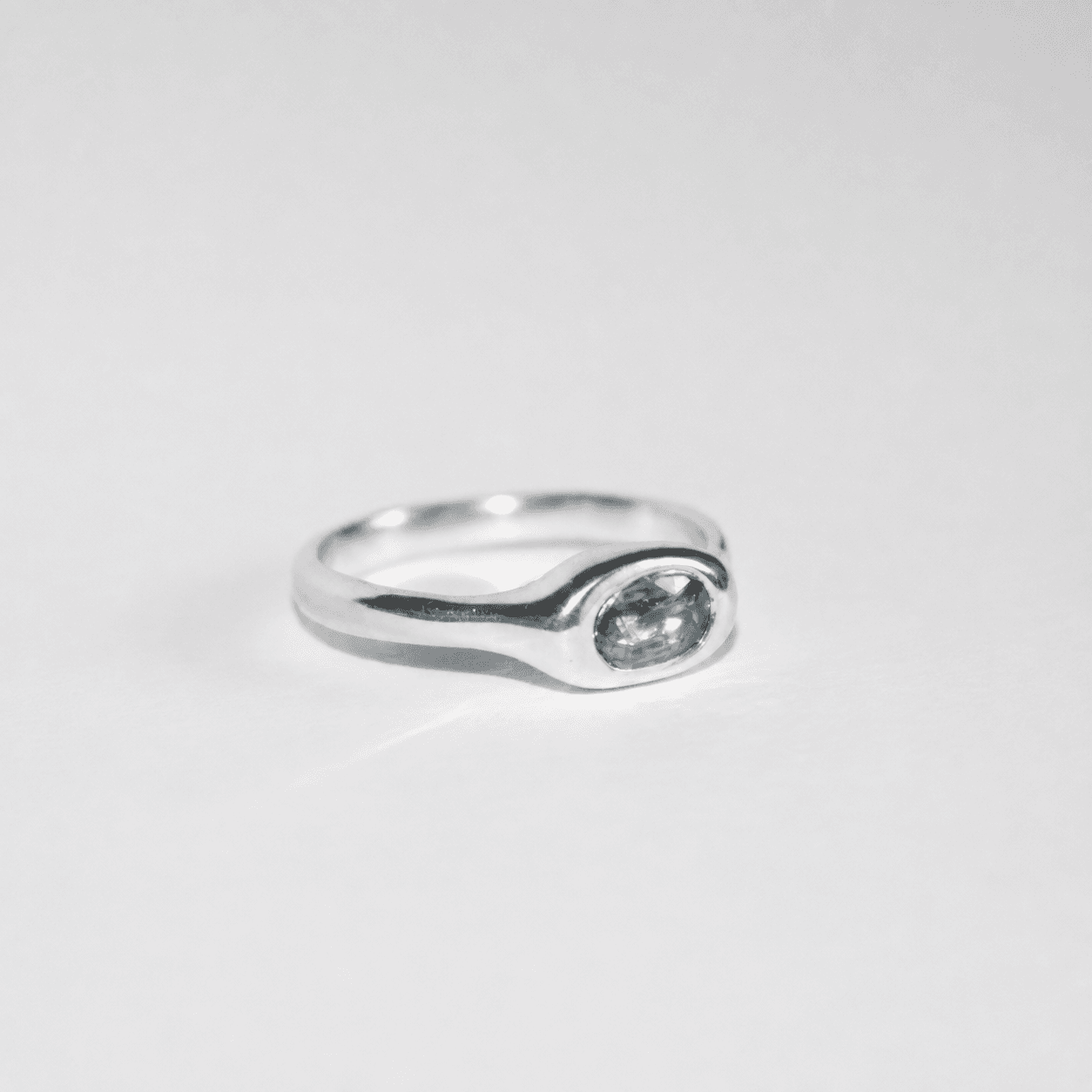 Blume-Jewellery-Oval-Sapphire-Ring-Blue-Gemstone-Stone-Solitaire-Classic-Timeless-Investment-Treasure-Jewellery-Modern-Heirloom-Sterling-Silver