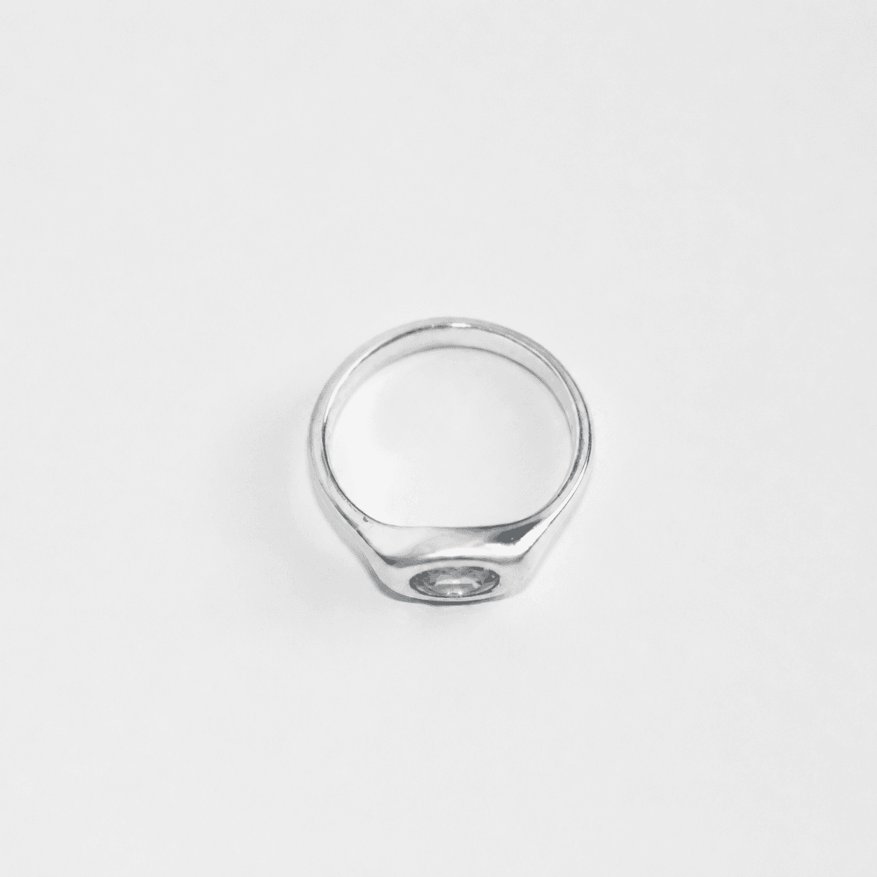 Blume-Jewellery-Oval-Sapphire-Ring-Blue-Gemstone-Stone-Solitaire-Classic-Timeless-Investment-Treasure-Jewellery-Modern-Heirloom-Sterling-Silver