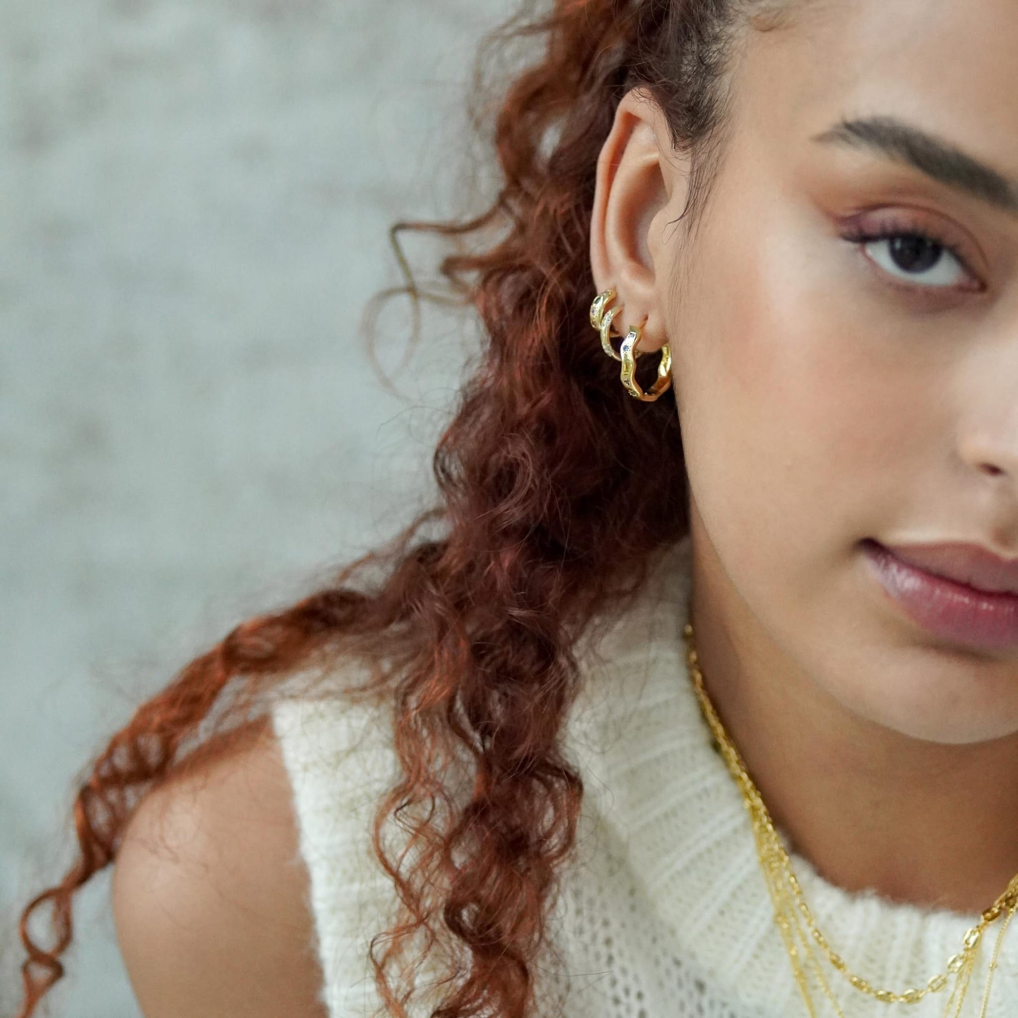 Junk-Jewels-Pastel-Stone-Multi-Coloured-Gemstone-Jewelled-Wavey-Wiggle-Star-Large-Oversized-Hoop-Earrings-Gold-Silver