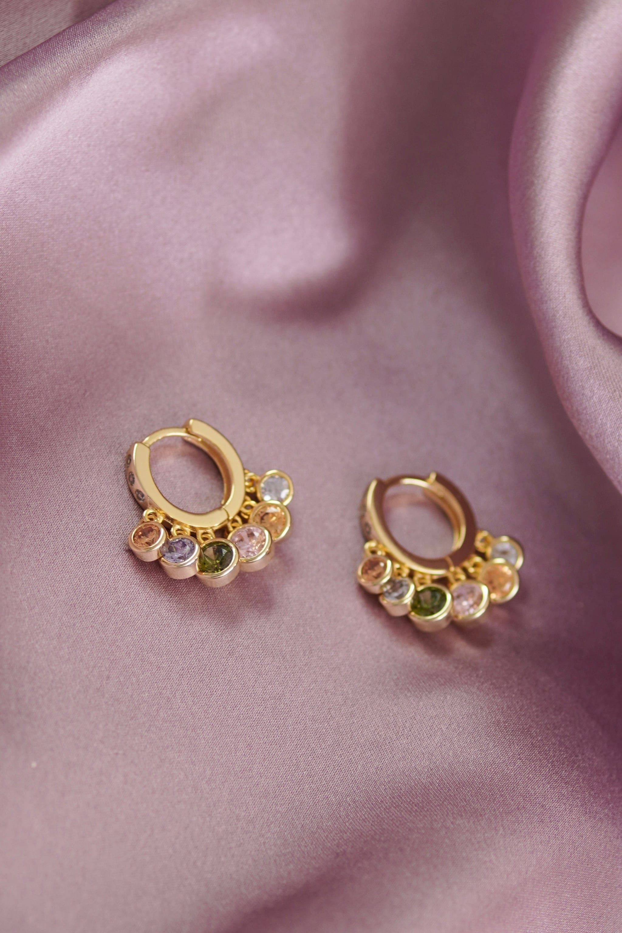 Junk-Jewels-Pastel-Coloured-Gemstone-Stone-Pendant-Drop-Dangle-Oversized-Hoop-Hoops-Earrings-Gold
