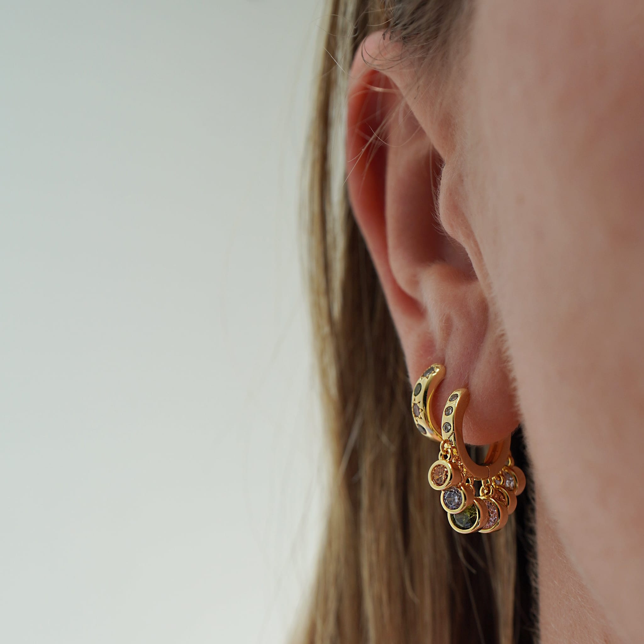 Junk-Jewels-Pastel-Coloured-Gemstone-Stone-Pendant-Drop-Dangle-Oversized-Hoop-Hoops-Earrings-Gold