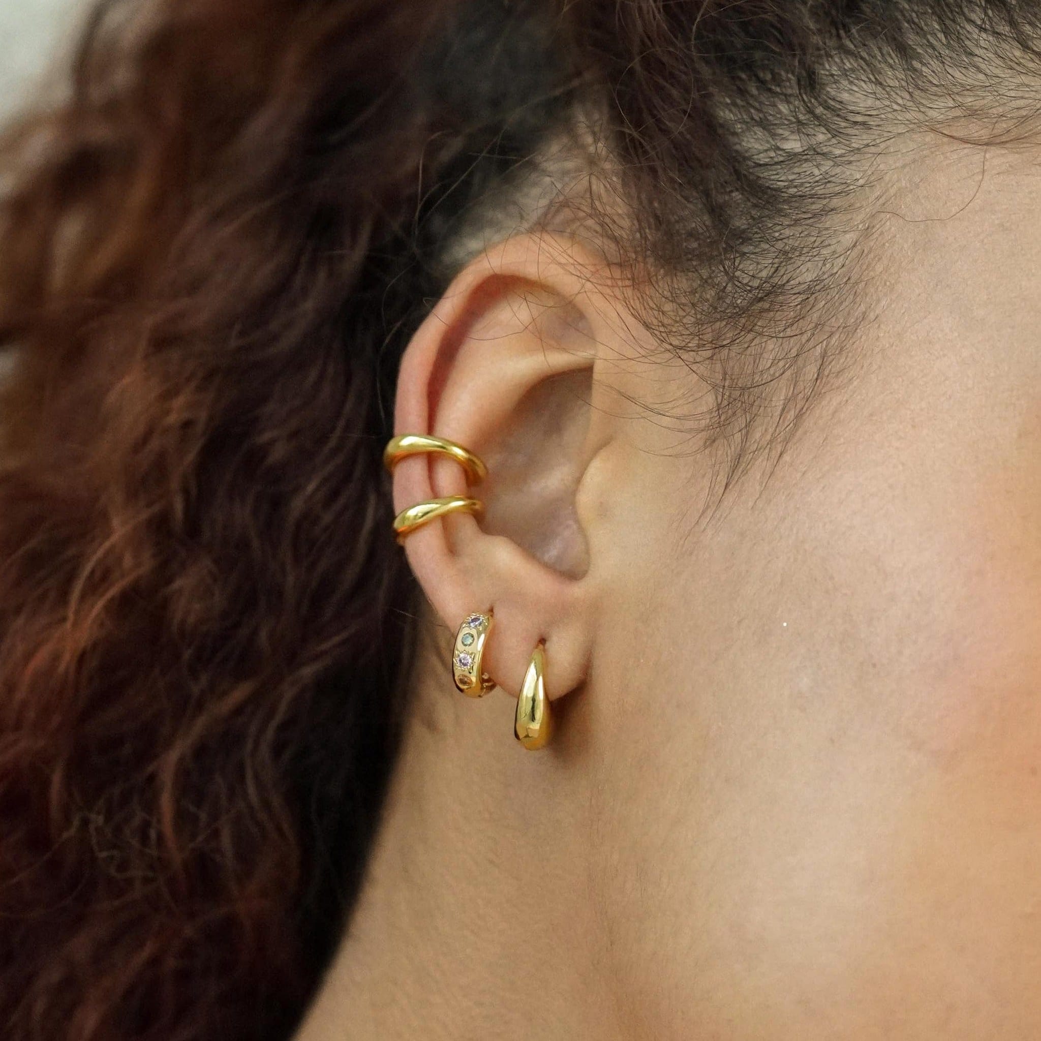 Junk-Jewels-Pastel-Stone-multicoloured-Star-Gemstone-Petite-Hoop-Huggie-Earrings-Gold