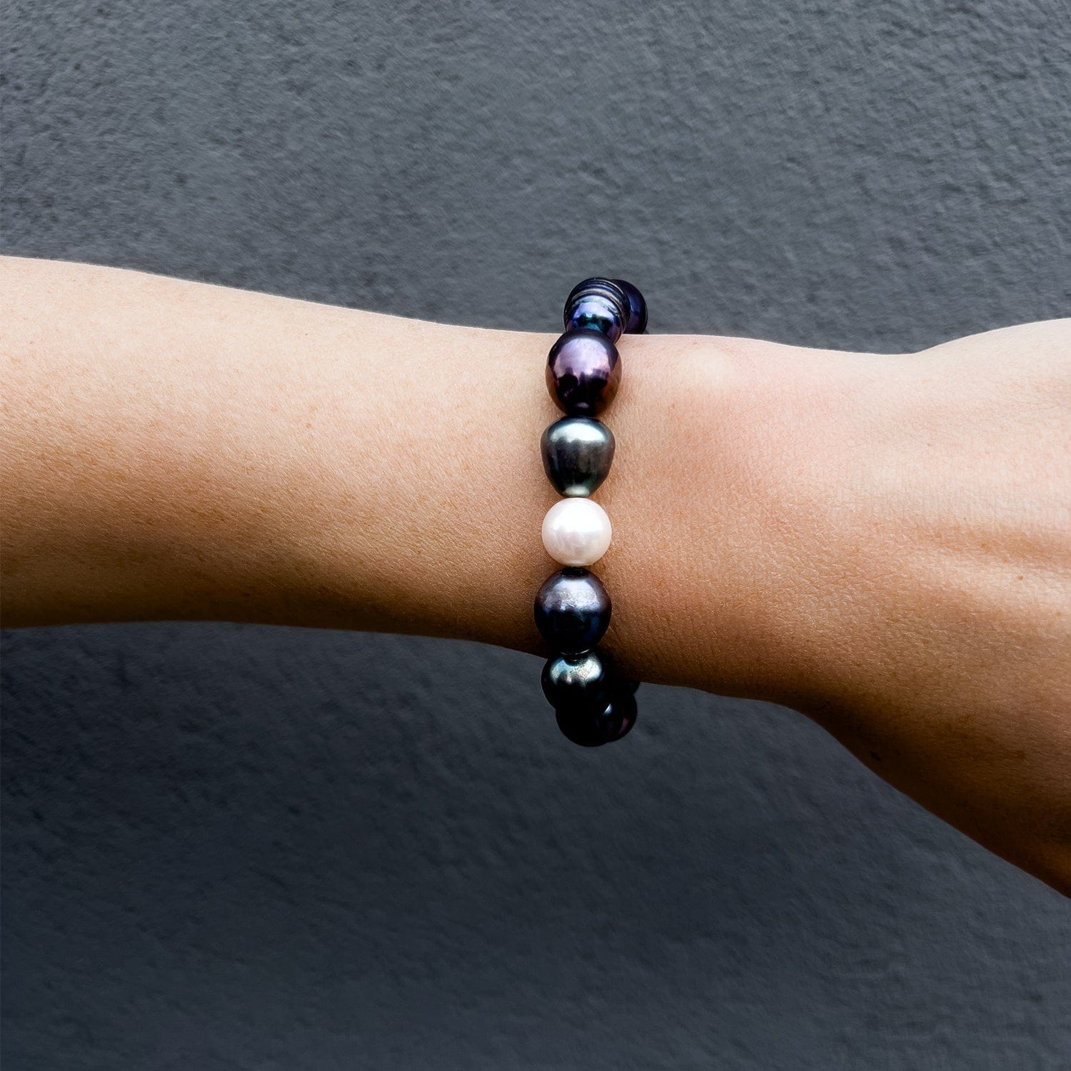 Tory-Long-Chunky-Beaded-Bracelet-Bead-Freshwater-Blue-Pearl-Bracelet-Wedding-Cool-Petrol-Blue-Grey-Black-Boho