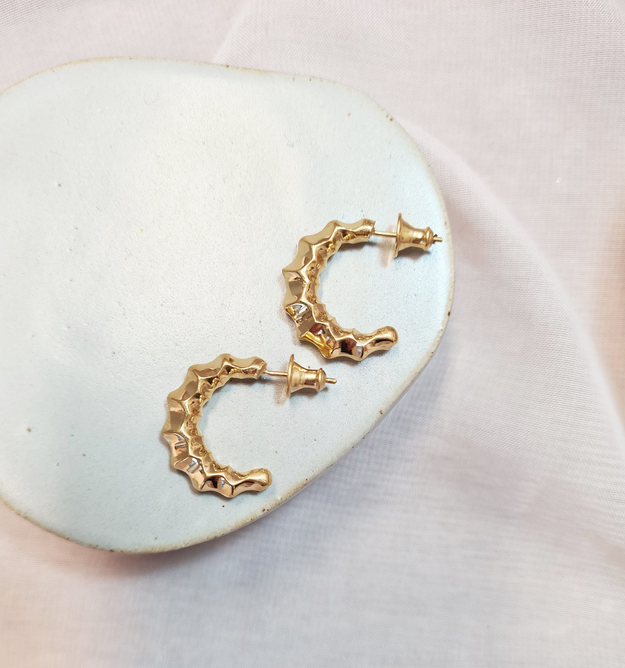 Tilly-Sudsbury-Ripple-Hoops-Hoop-Earrings-Textured-Ribbed-Cool-Gold-Silver-Sterling-Vermeil