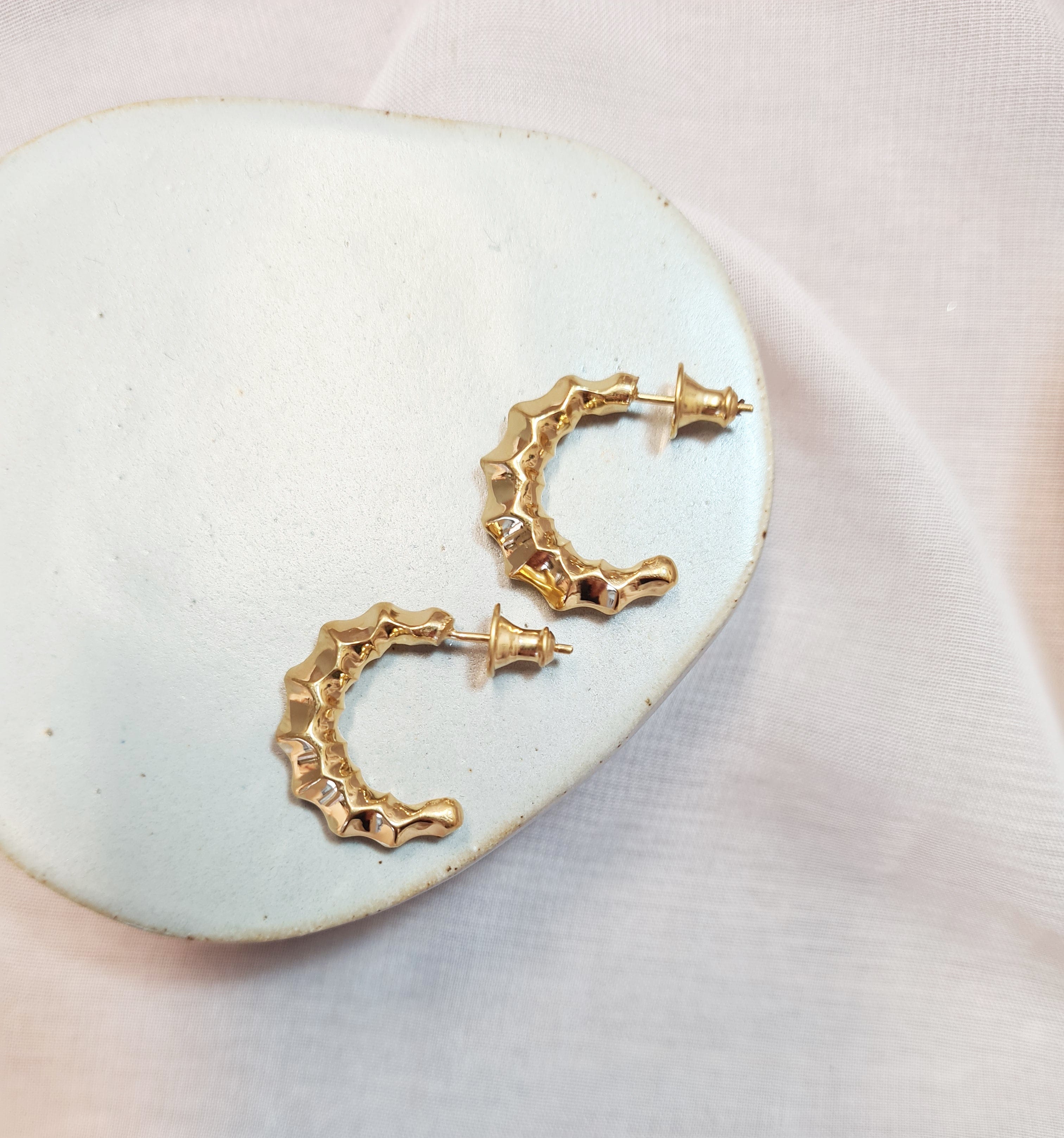 Tilly-Sudsbury-Ripple-Hoops-Hoop-Earrings-Textured-Ribbed-Cool-Gold-Silver-Sterling-Vermeil