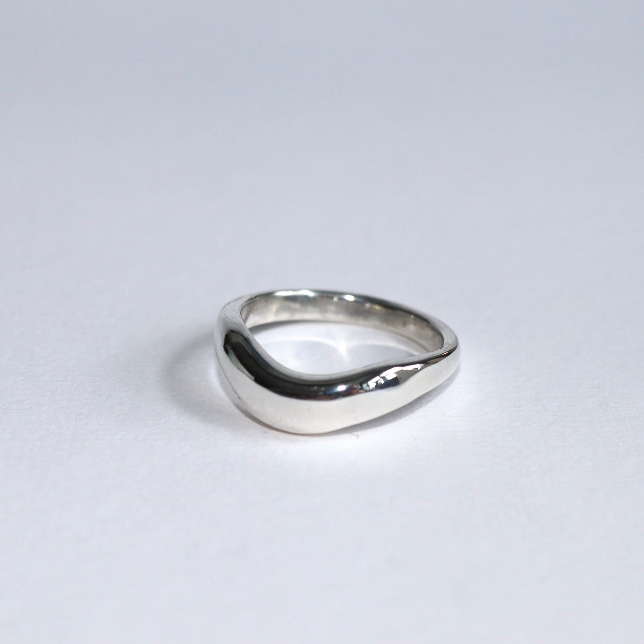 Blume-Jewellery-Sterling-Silver-Curve0-Ring-U-Shape-Chunky-Band-Timeless-Everday-Stacking-Essential-Handmade-UK