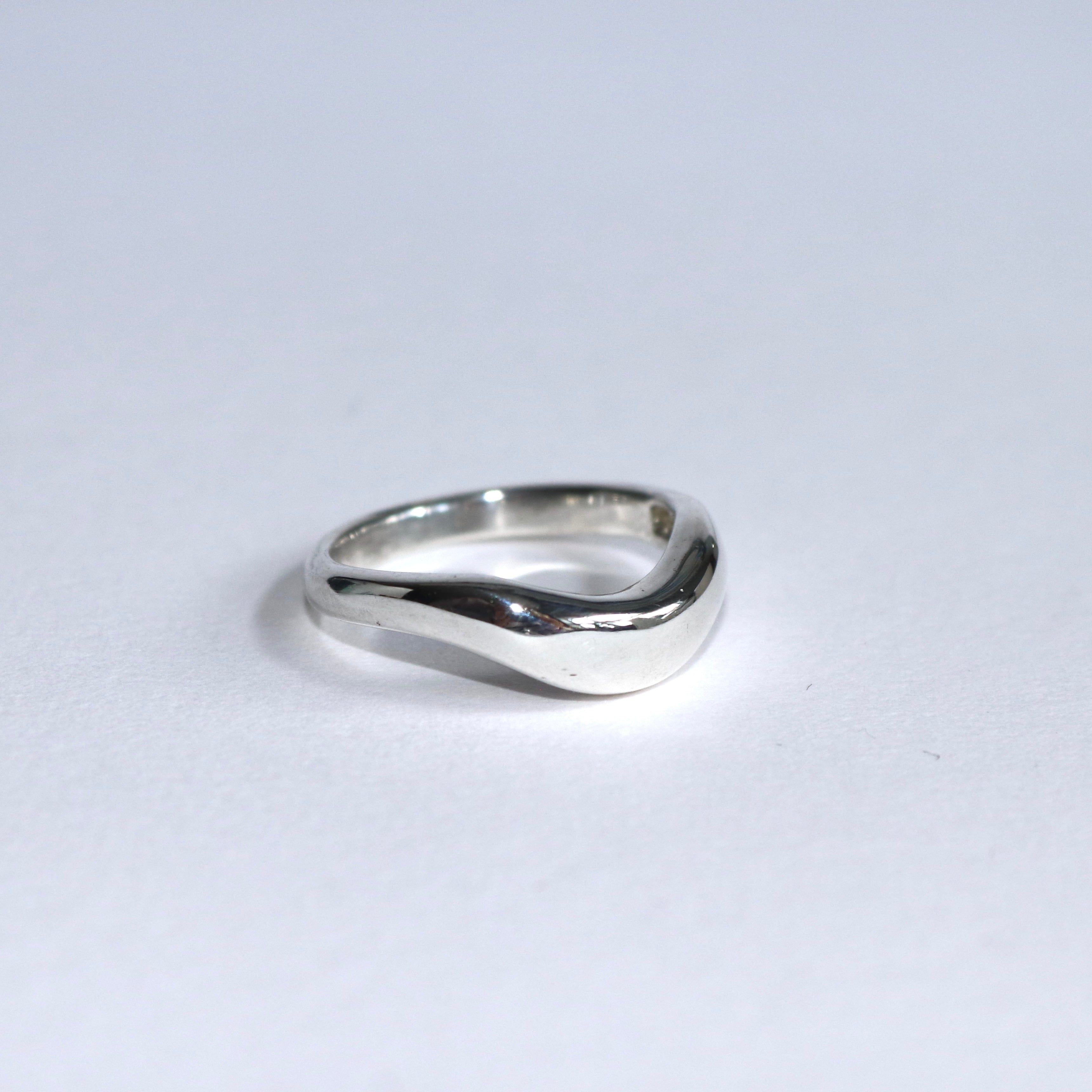 Blume-Jewellery-Sterling-Silver-Curve0-Ring-U-Shape-Chunky-Band-Timeless-Everday-Stacking-Essential-Handmade-UK