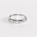 Blume-Jewellery-Sterling-Silver-Star-Set-Lab-Diamond-Stars-Band-Solitaire-Gemstone-Band-Sacking-Everyday-Wedding-Ring-Handmade-UK-Contemporary-Jewellery