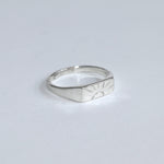 Blume-Jewellery-Sunset-Sterling-silver-signet-ring-chunky-Classic-everyday-hand-engraved-sun-design-motif-jewellery-timeless
