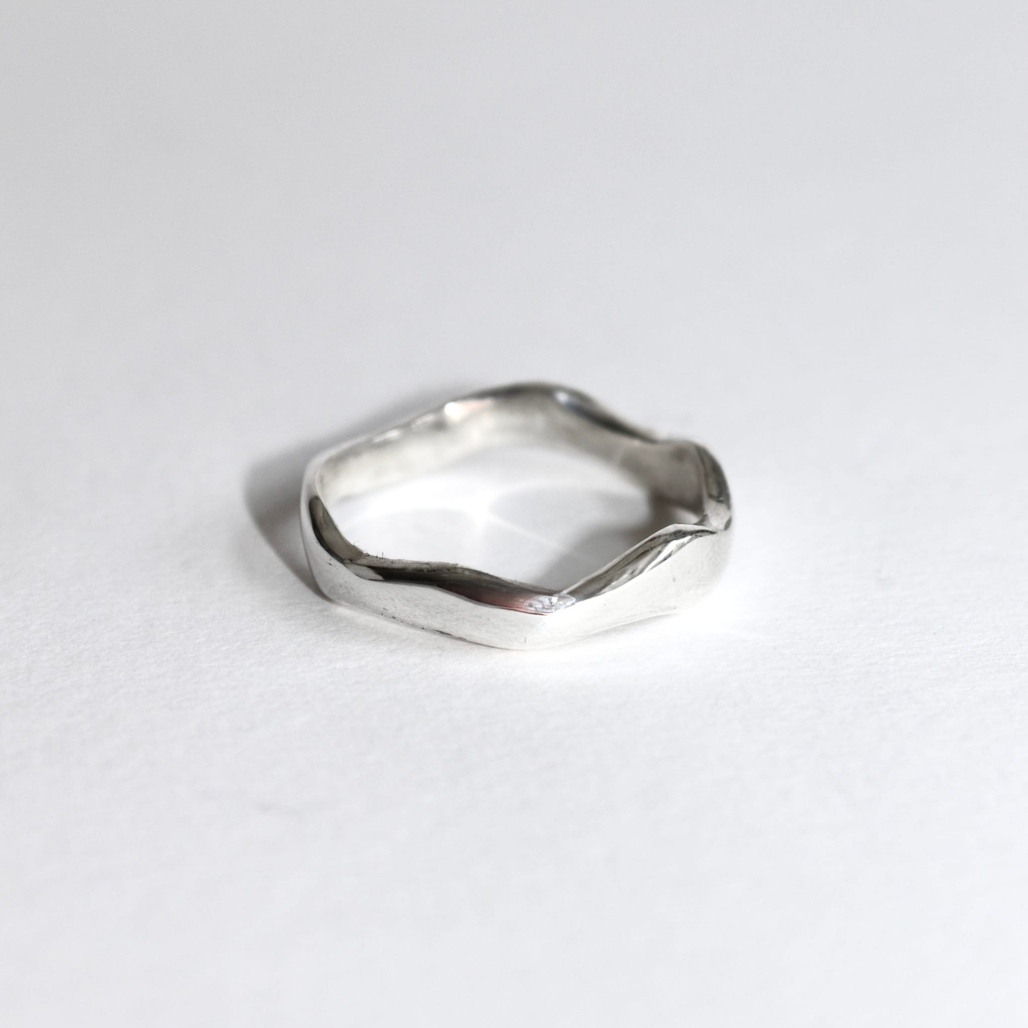 Silver Wave Ring - Golden