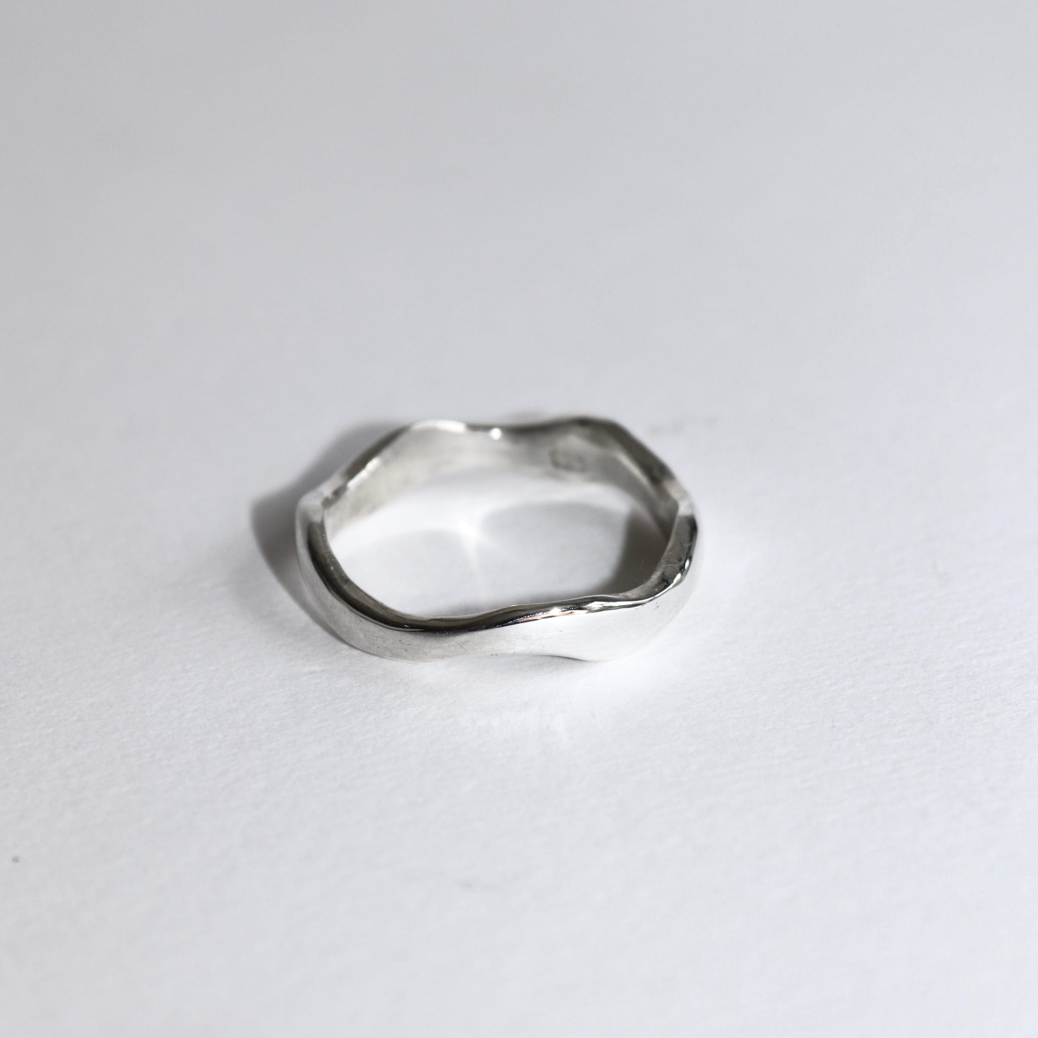 Silver Wave Ring - Golden