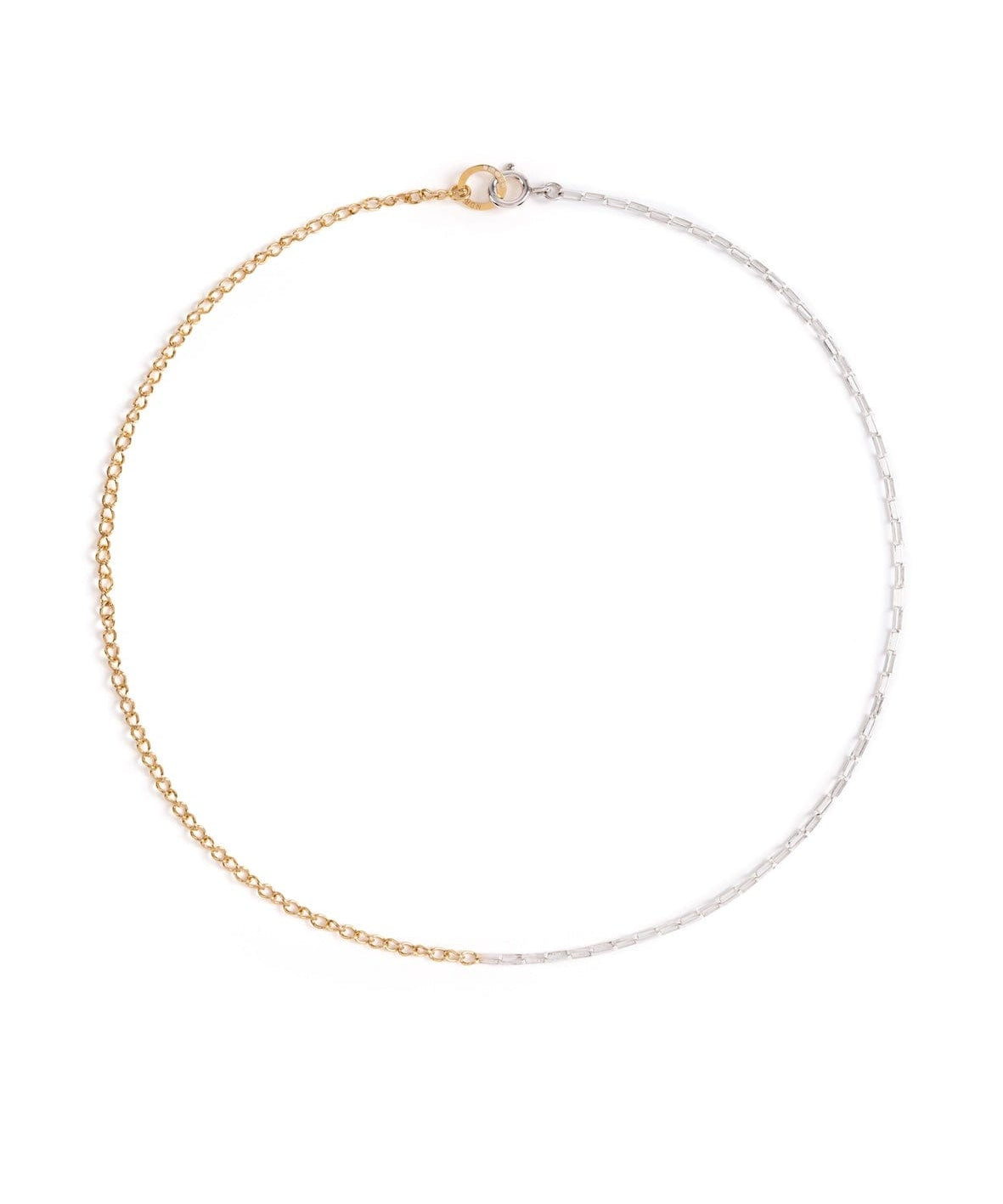 Norma-Jewellery-Studio-5-Exclusive-Frame-necklace-18ct-gold-vermeil-curb-chain-sterling-silver-rectangle-chain-london-uk-brand-cool-everyday-minimal