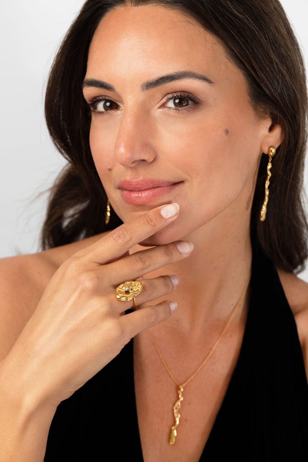 Liz-Crow-London-Resilience-Earrings-18CT-GOLD-Vermeil-The-Flow-Within-Sculptural-Wavey-Wiggle-Drop-Dangle-Stud-Earrings-Earring-Statement-Scluptural-Molten-Organic-TExture