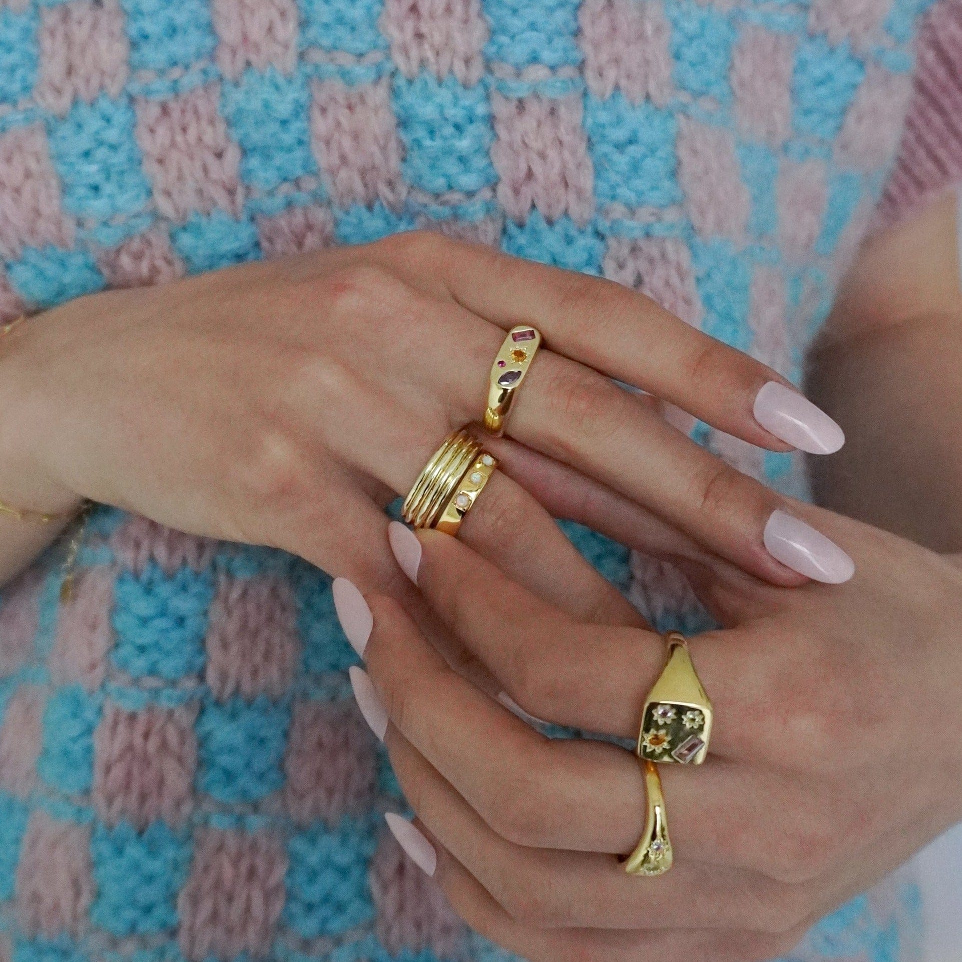 Junk-Jewels-Triple-Opal-White-Gemstone-Ring-Triple-Stone-Band-Minimal-Gold-Silver