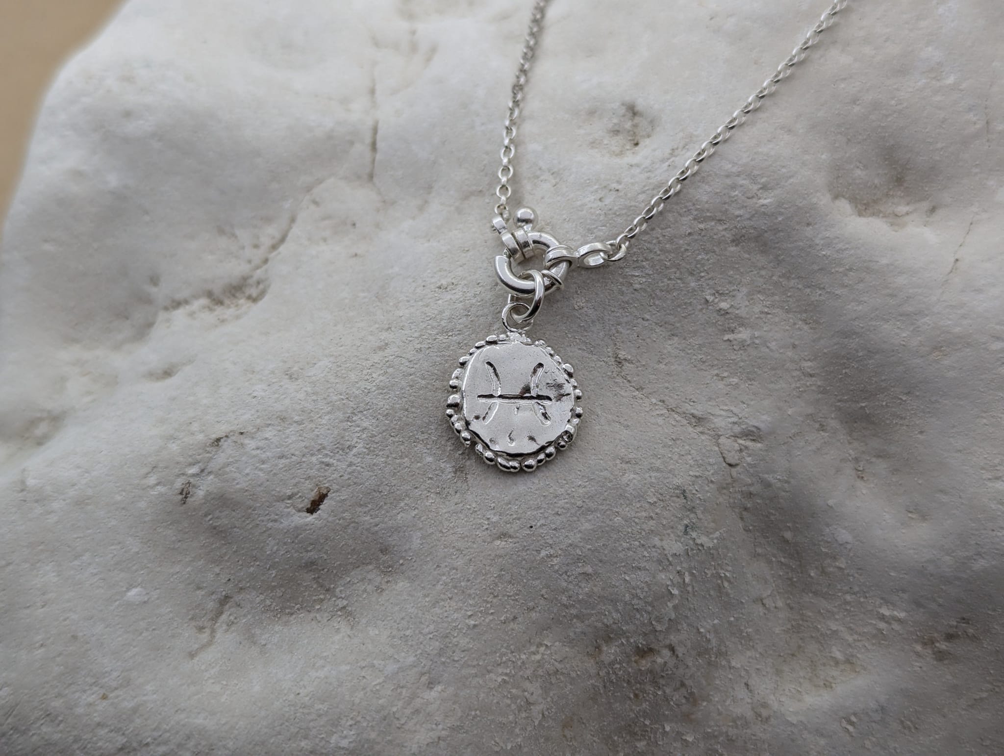 Milly-Maunder-Zodiac-Star-Sign-Coin-Disc-Vintage-Style-Antique-Heirloom-Pendant-Astrology-Chain-Necklace-Sterling-Silver-Personalised